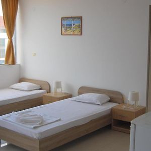 Dreibettzimmer